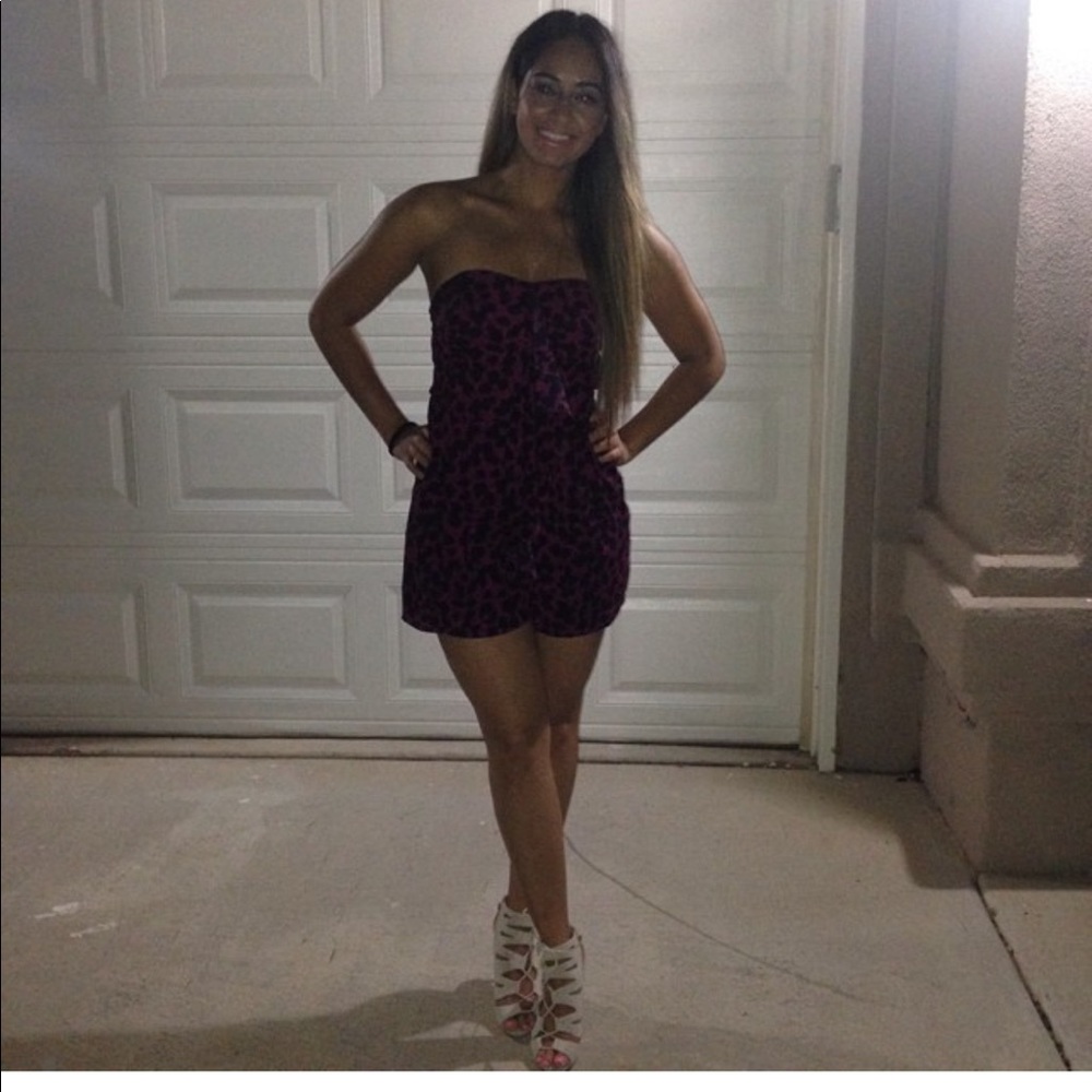 Express romper jumpsuit size 4 red leopard print